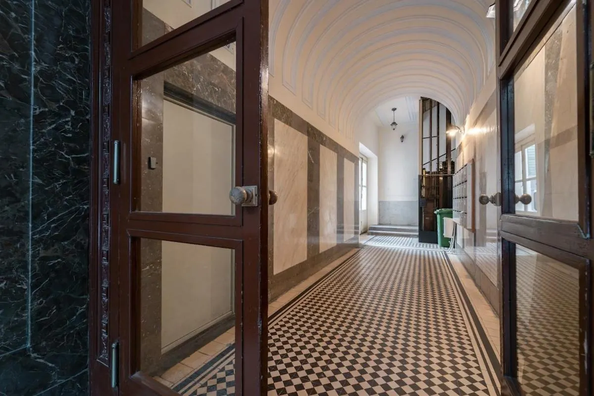 Lovely Studio In The Heart Of Downtown Budapeşte Macaristan